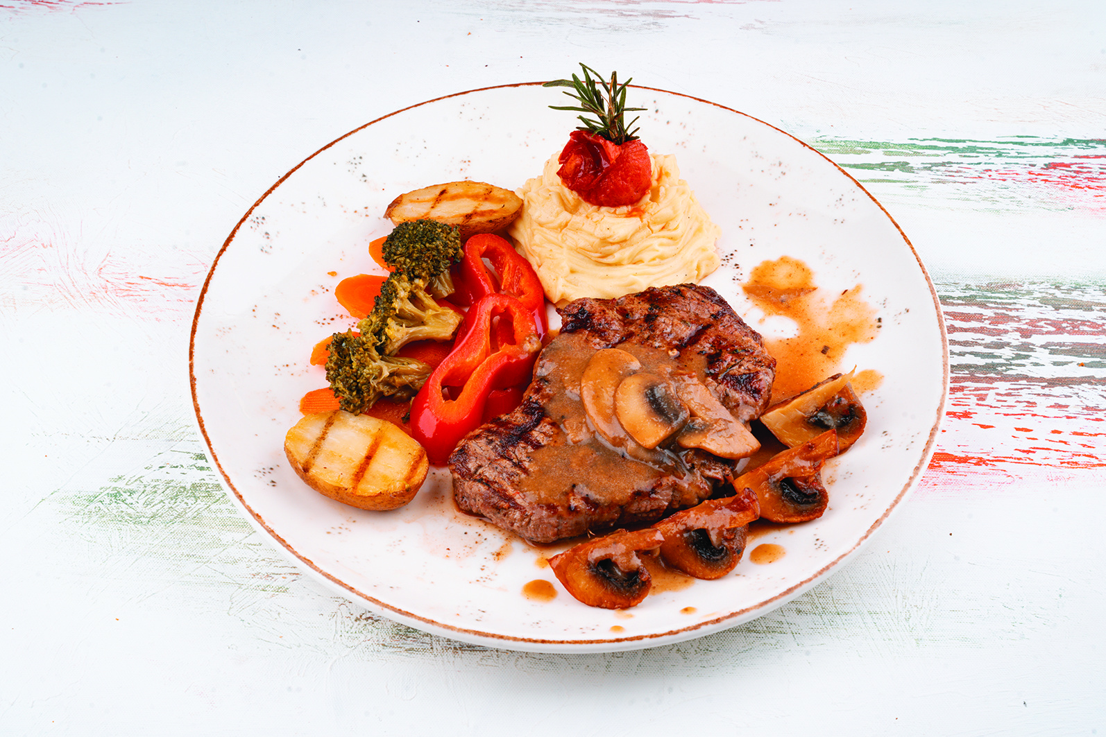 Tenderloın Wıth Porchını Mushrooms
